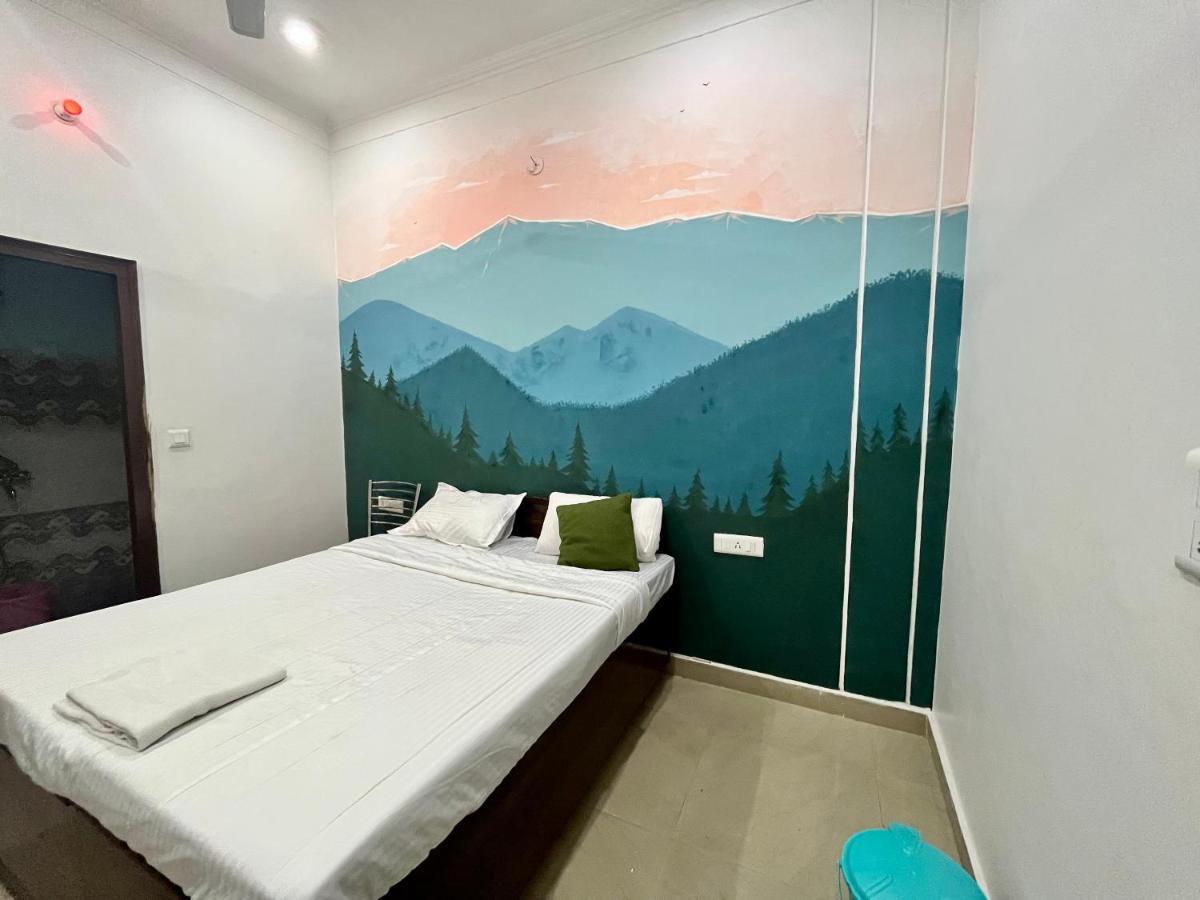 Joey'S Homestay Rišikéš Exteriér fotografie