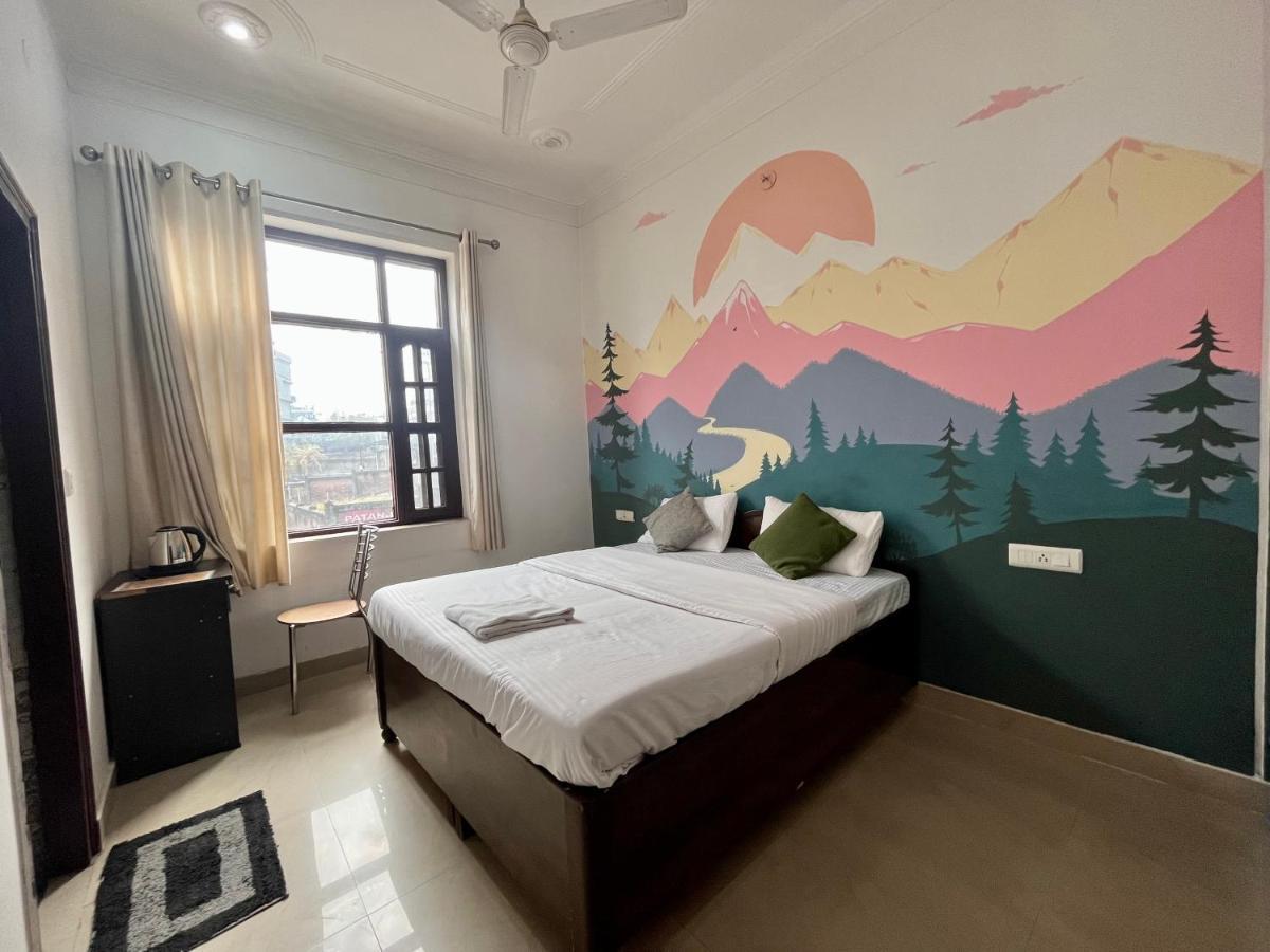Joey'S Homestay Rišikéš Exteriér fotografie